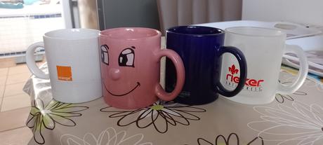 Predam keramicke pohare a salky, 