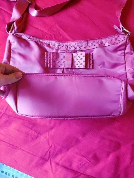 Kabelka carpisa, carpisa