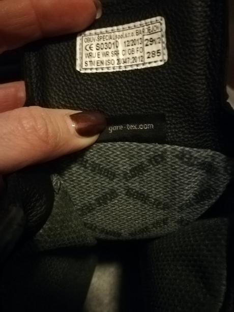 Nové pánske kožené goretex vibram 2 druhy, 44