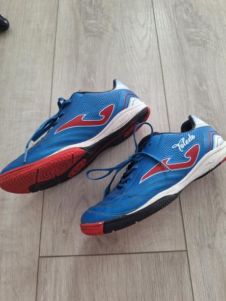 Halovky, joma,38