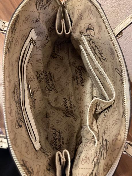 Guess kabelka, guess