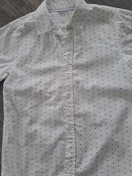 Biela košieľka s motýlikom, 128