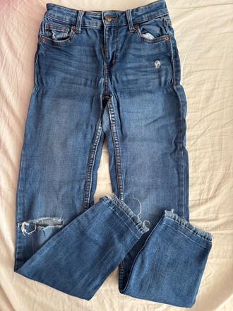 Rifle s modernou dierou, bershka,34