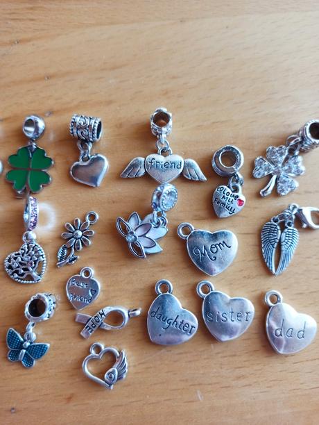 Akcia- mikulášske a vianočné náramky, 