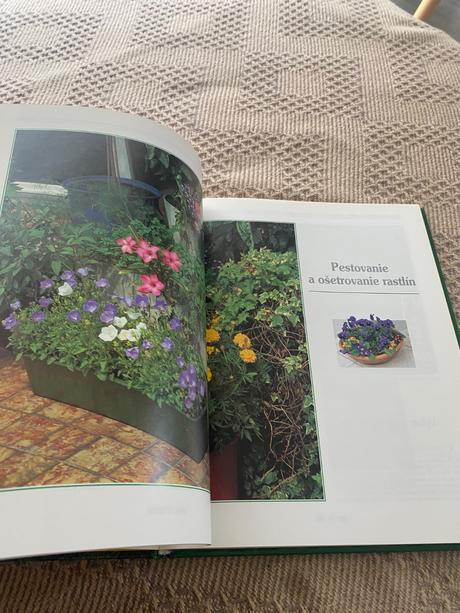 Balkóny terasy strešné záhrady malé rajské záhrady,