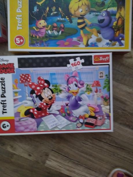 Puzzle trefl a dino,