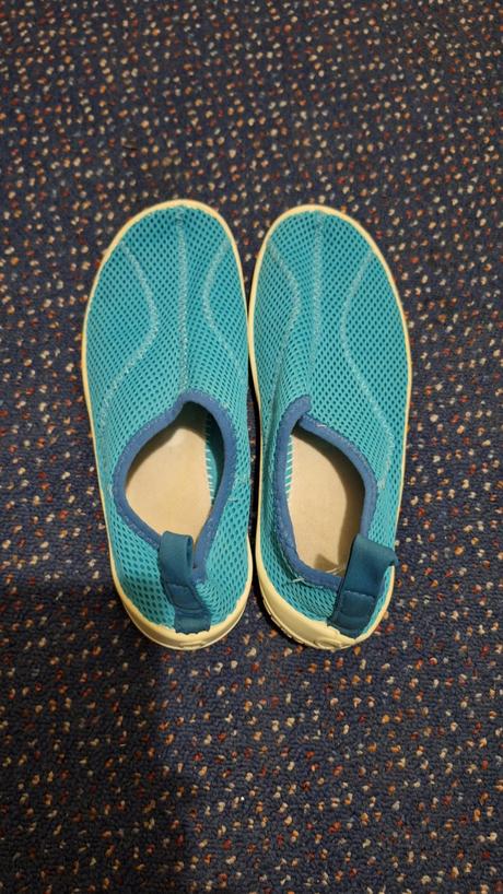 Obuv do vody v. 34/35, decathlon,34