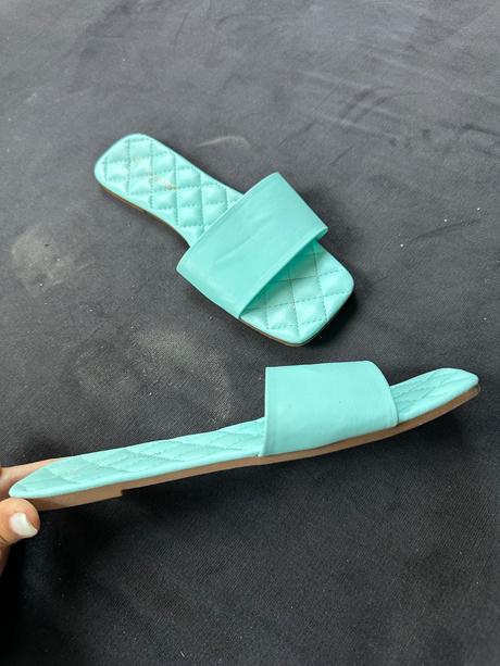 Tyrkysové šľapky, primark,38