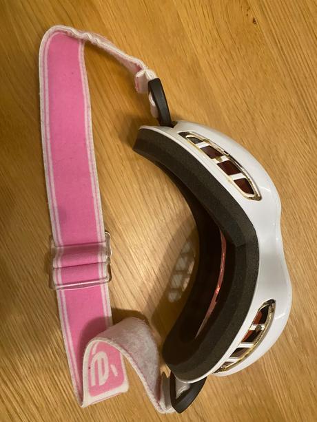 Dámske lyžiarske okuliare bollé, 