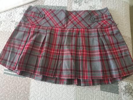 Károvaná sukňa, amisu,40