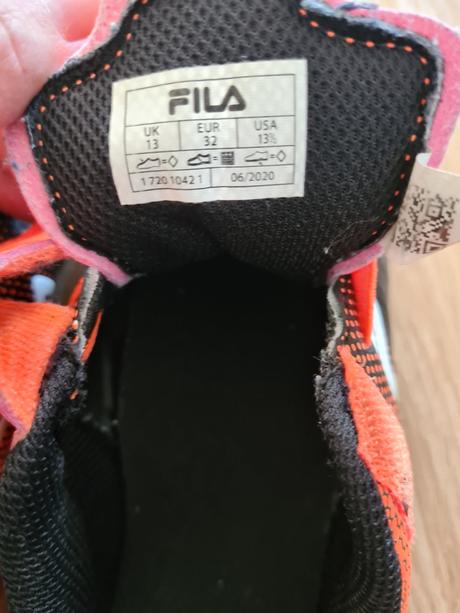 Halovky na futbal, fila,32