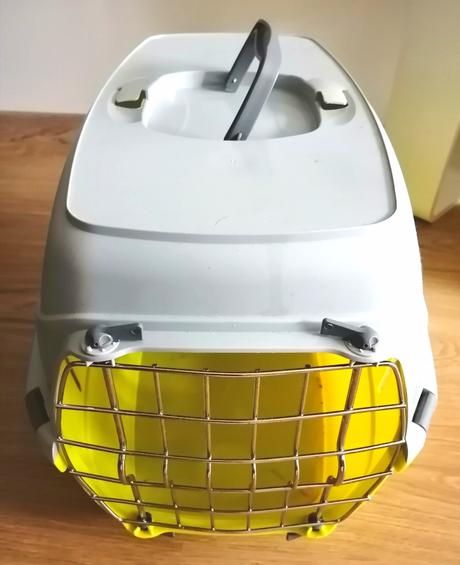 Prepravný box pre malé zvieratá, top stav,