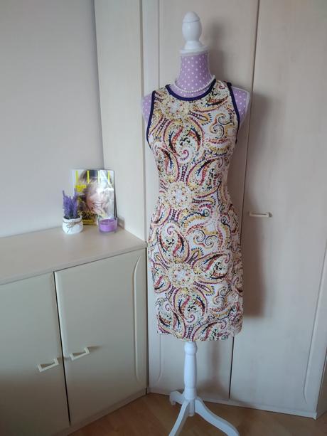 Zara - zaujímavé dámske vzorované šaty na leto, zara,s