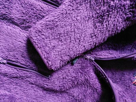 Mikina, just play,140