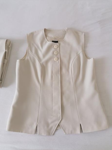 Decentný spoločenský kostým, m