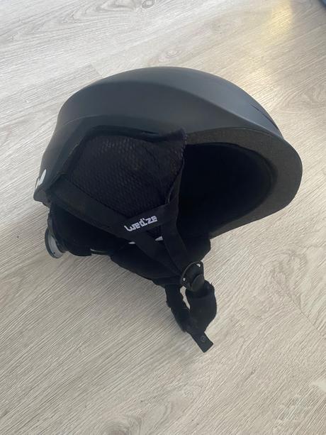 Lyžiarska prilba, m