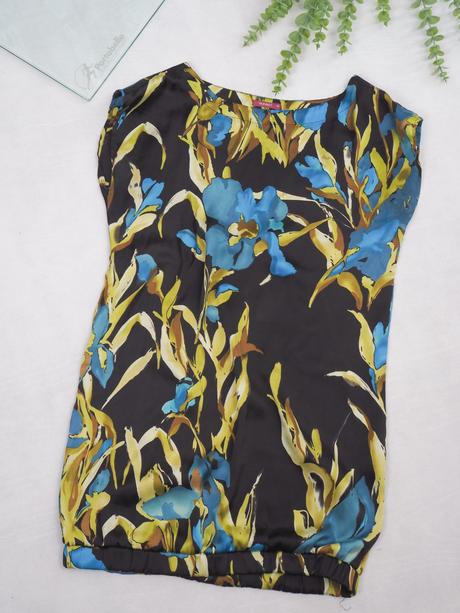 Letné saténové šaty viceversa, 40