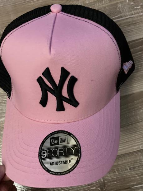 Krásna šiltovka new era, 