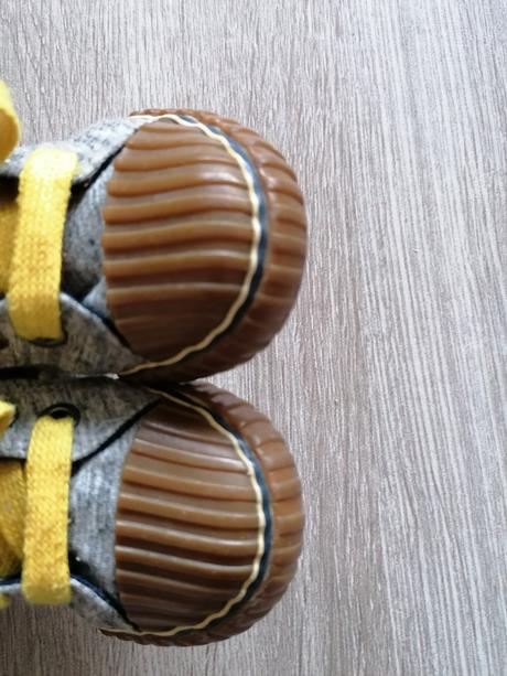 Kotnikove tenisky, next,23