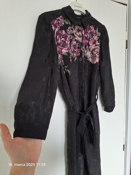 Dámske šaty, reserved,40