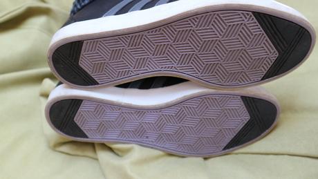 Tmavošedé, mierne zateplené 22 cm, adidas,36