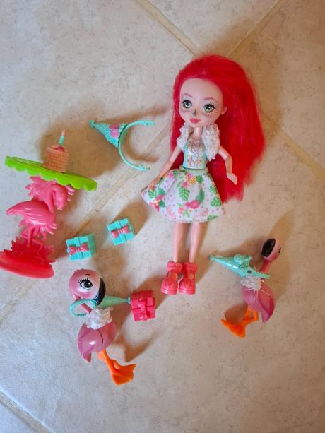 Enchantimals plameniak s maznacikom,