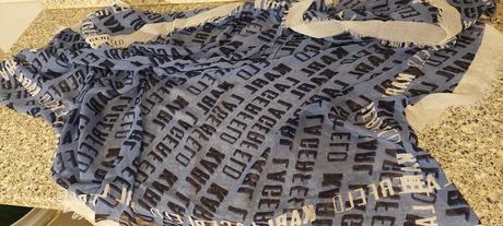 Karl lagerfeld šatka, pc 119 eur, xl