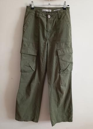 Kapsačové cargo nohavice bershka, bershka,xs