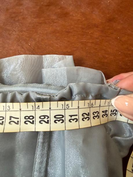 Spoločenské šaty, 