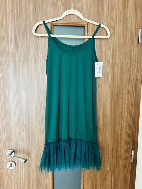 Krásne tylové šaty poľskej značky andzela,