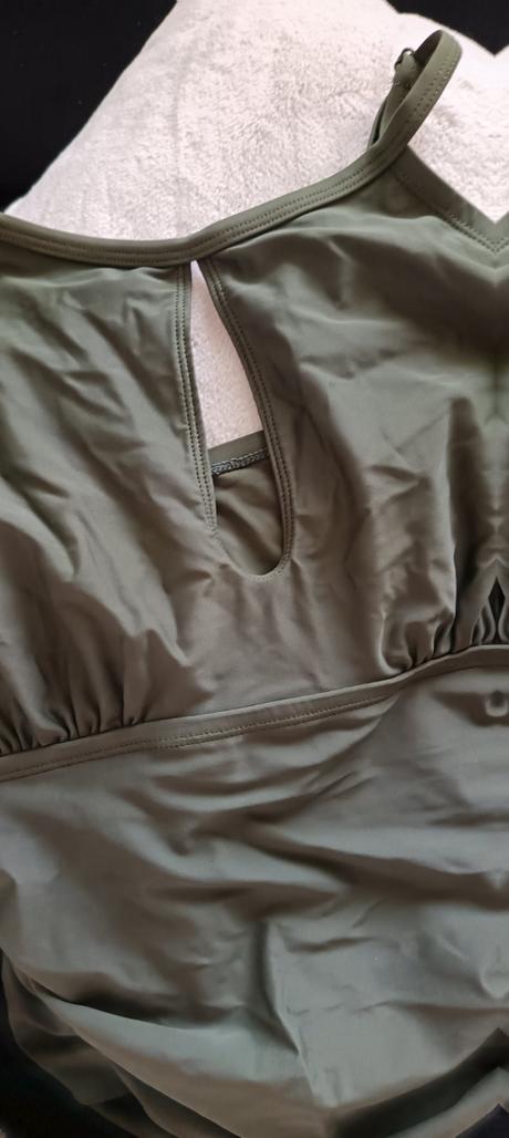 Sťahujúce plavky, xxl