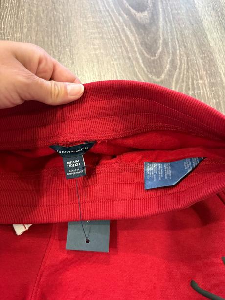 Tommy hilfiger nove detske teplaky na 10-12 rokov, tommy hilfiger,140