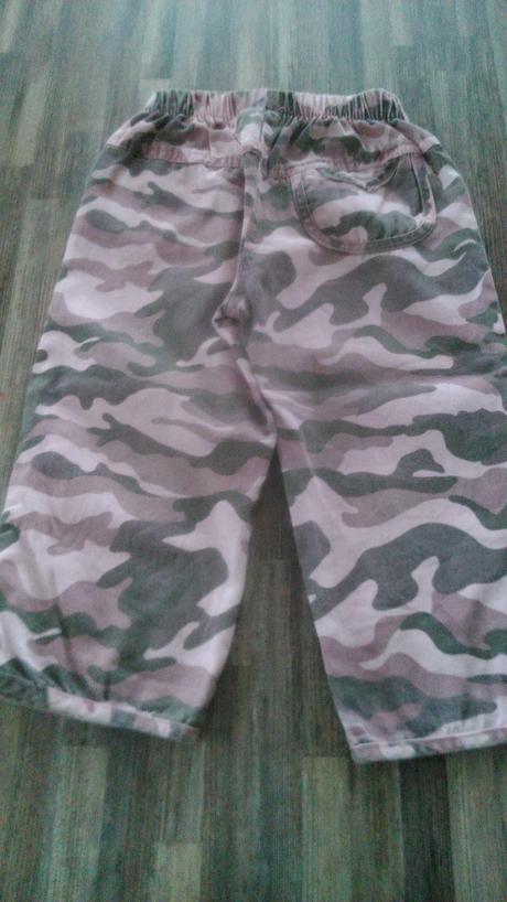 Maskáčové nohavice, 86