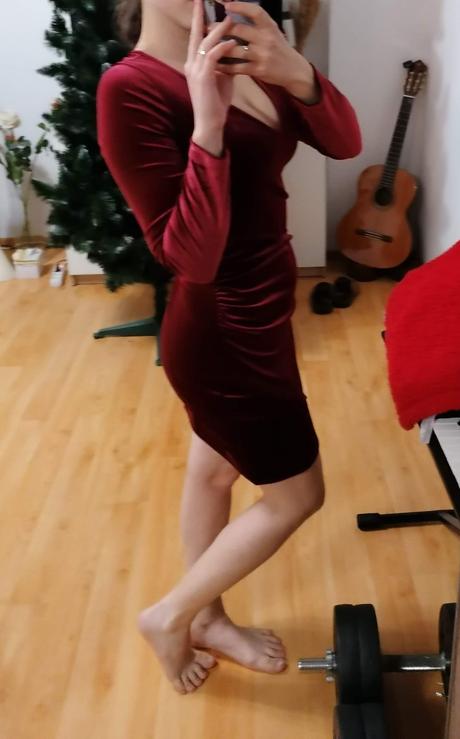 Zamatové šaty, sinsay,xs