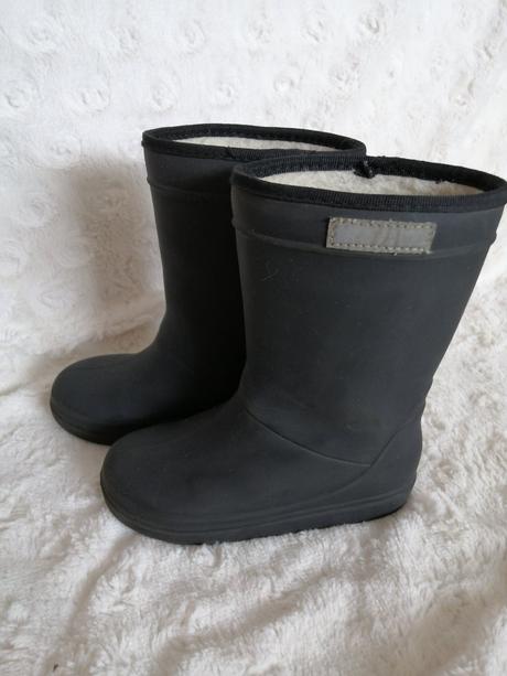 Gumáky s ovčím rúnom, en fant,26