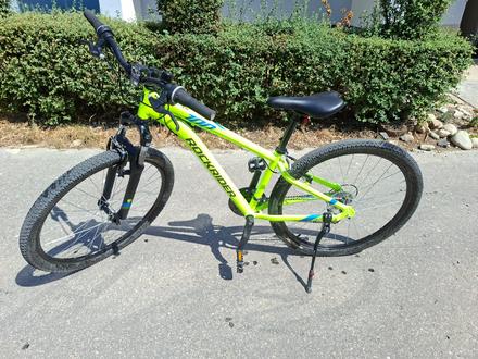 Bicykel zn. b twin, 28