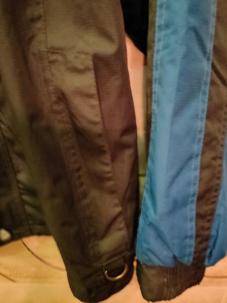 Chlapčenská vetrovka, 146