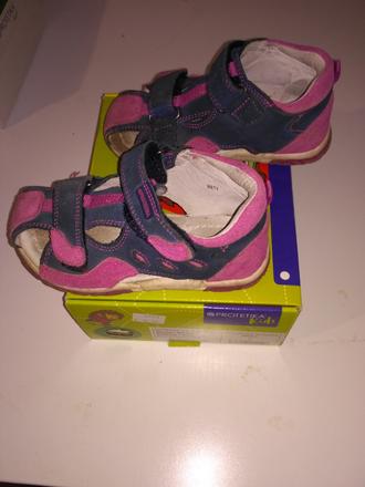 Sandalky, protetika,25