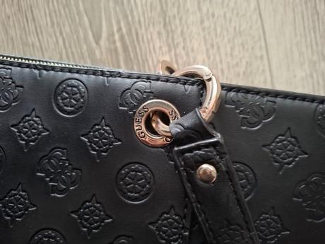 Guess kabelka noel elite, guess