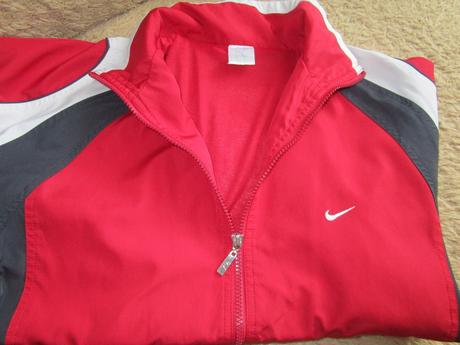 2822. vetrovka znač., nike,m