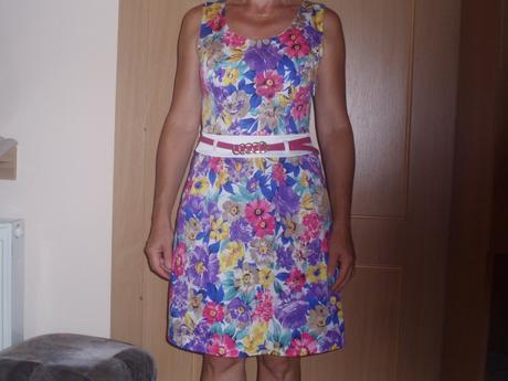 Letné kvetové šaty s -m, s