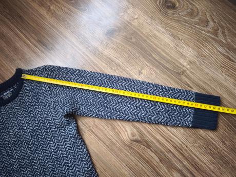 Teplejší sveter, 134