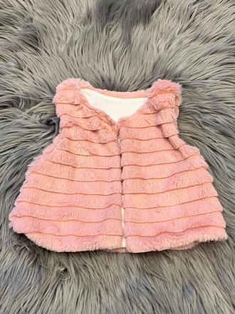 Dievčenská huňatá vesta (62), 62