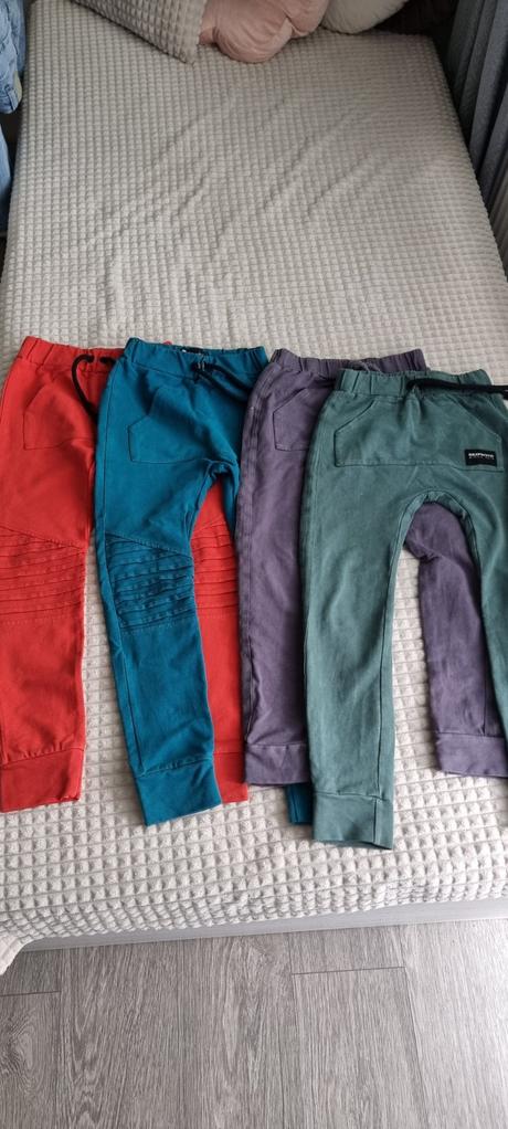 Teplaky despacito, 134