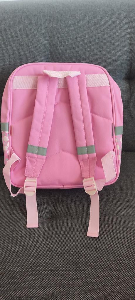 Nenoseny ruksak, disney