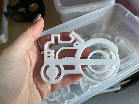 Vykrajovátka stavebné stroje, 