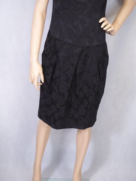 Kvalitné elegantné šaty bialcon, 38