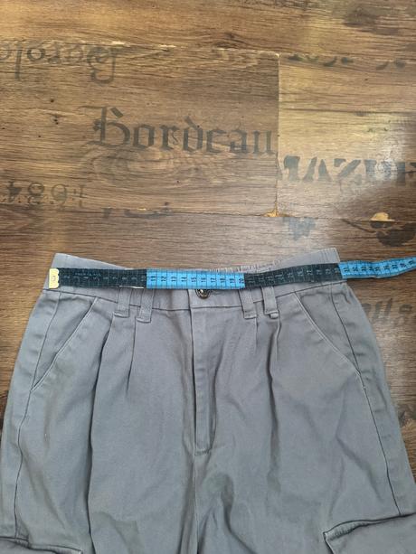 Sivé kapsáče, reserved,146