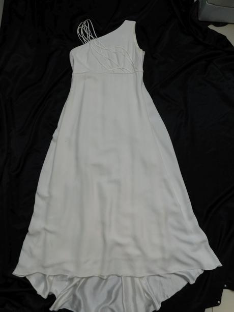 Luxusne pekne šaty na slavnost, 40