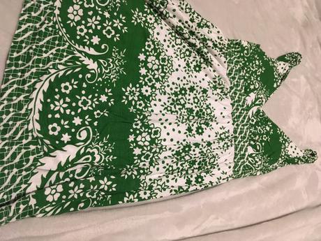 Kvietkovane saty, cherokee,m